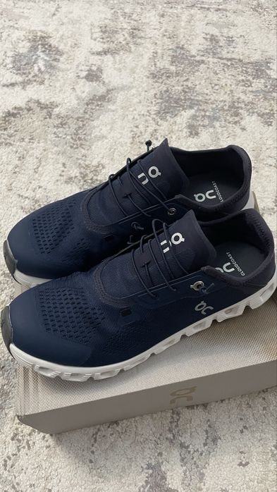 Кроссовки ON новые 41рр