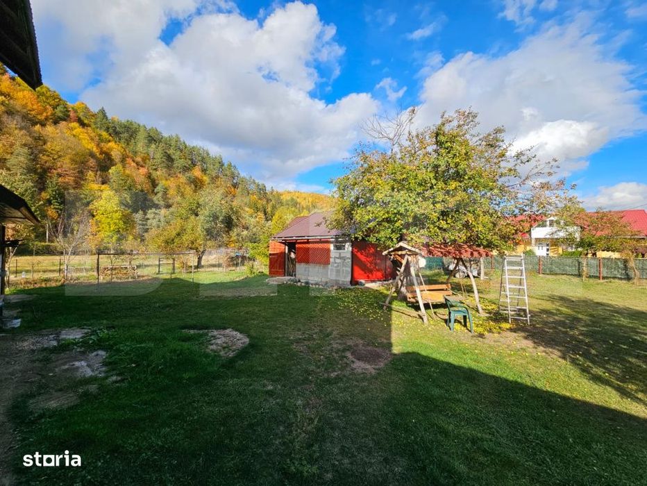 Casa de vanzare, 260 mp, zona Vest