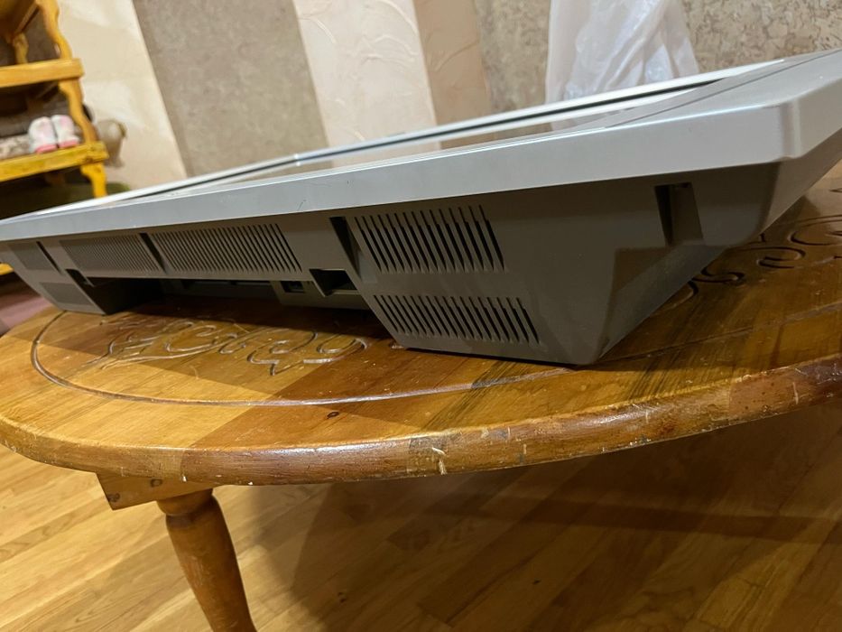 Телевизор PHILIPS