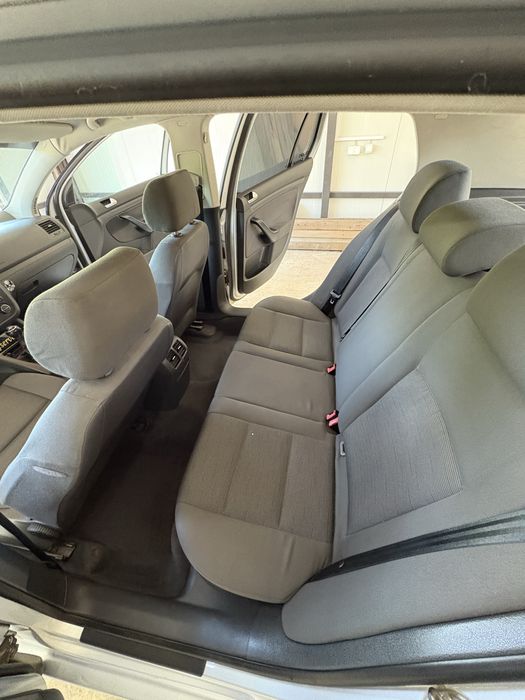 Golf 5 1.9 TDI 2004  година