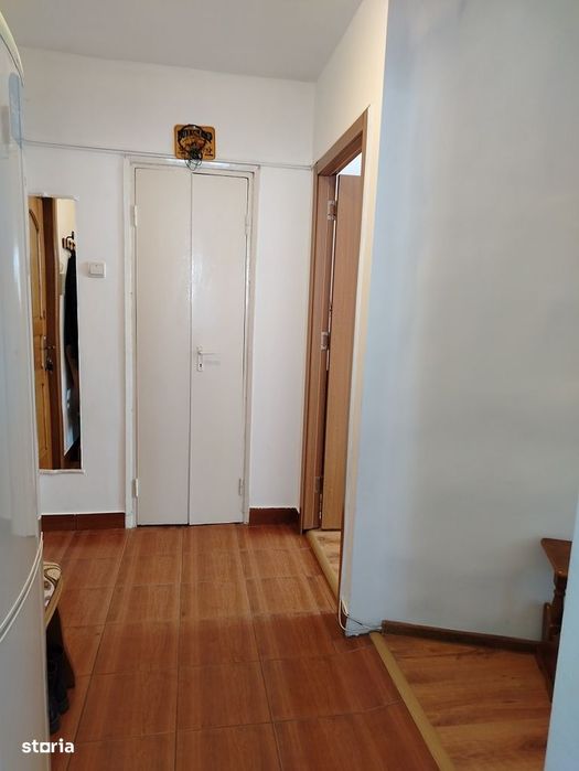 cv 59 Al.Rotunda, apartament 2 camere decomandat, etaj intermediar