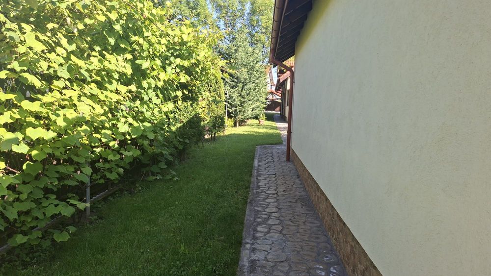 Inchiriez casa cu 3 camere in Cornu de Jos (Campina)