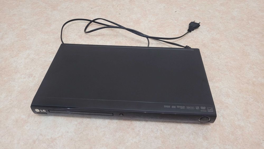 Продам новый DVD-плеер LG