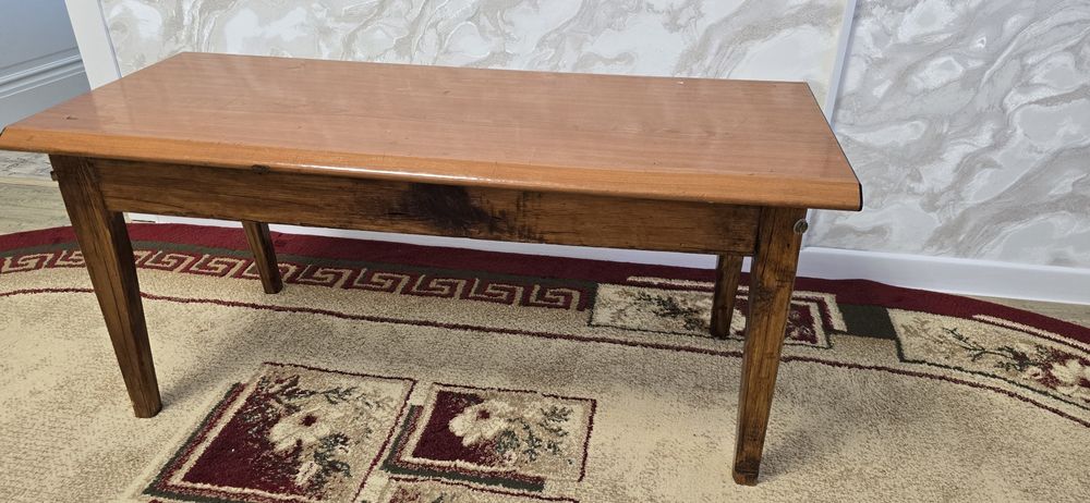 Продается журнальный стол