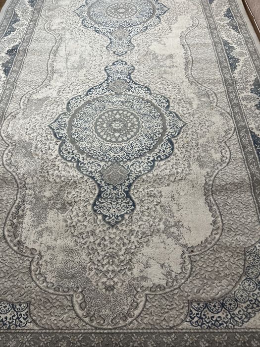 Продам ковер 2х4