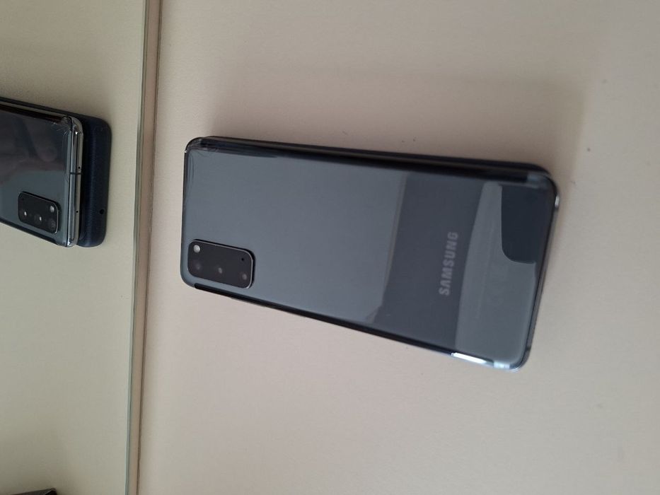 Продам Samsung Galaxy S20