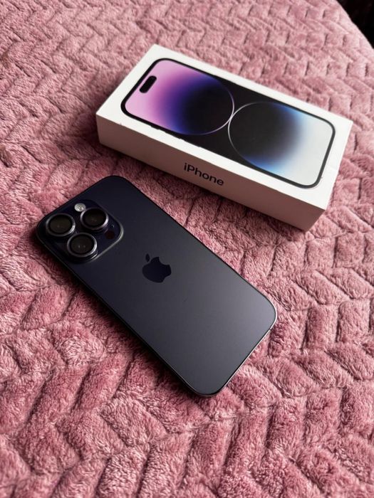 Продам айфон 14 про