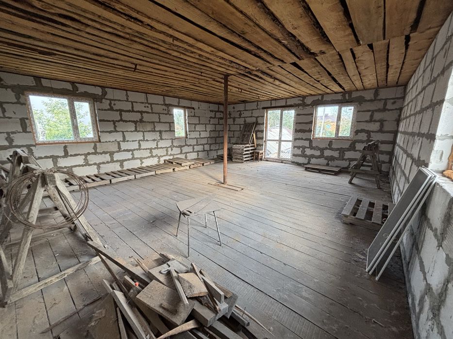 Срочно продам два дома