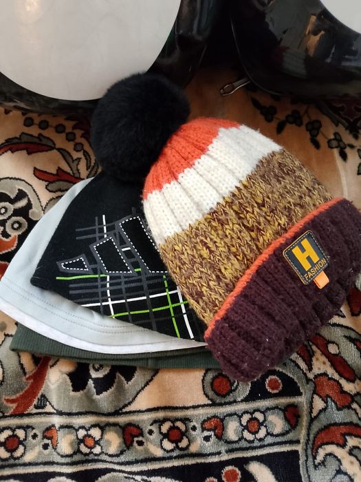 Отдам вещи бесплатно .