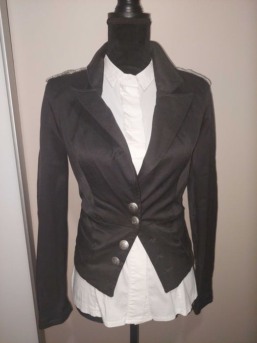 Jacheta Meston cu epoleti