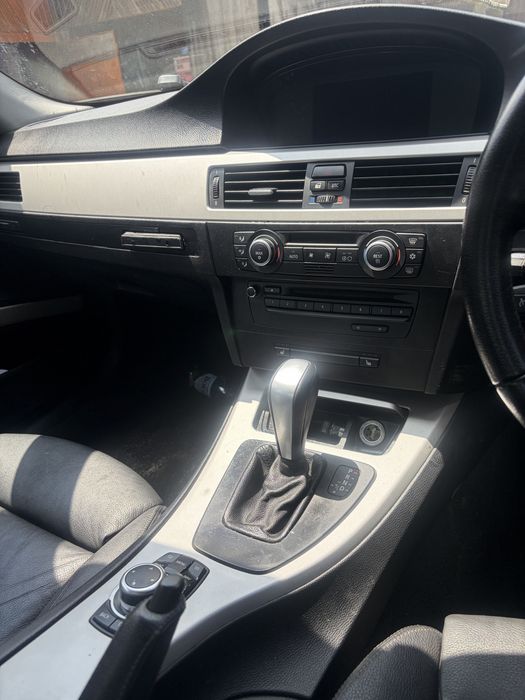 Dezmembrez bmw e90 330D N57