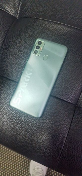 Tecno spark 4/128