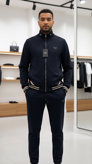 Спортивные костюмы