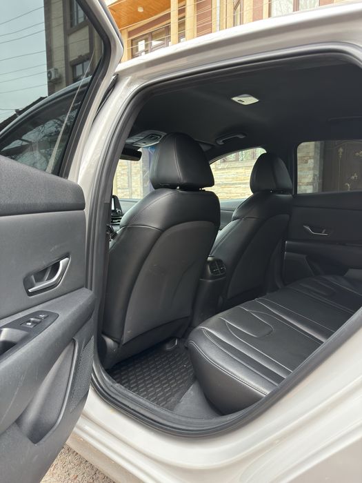 Hyundai elantra 2.0l nardo grey