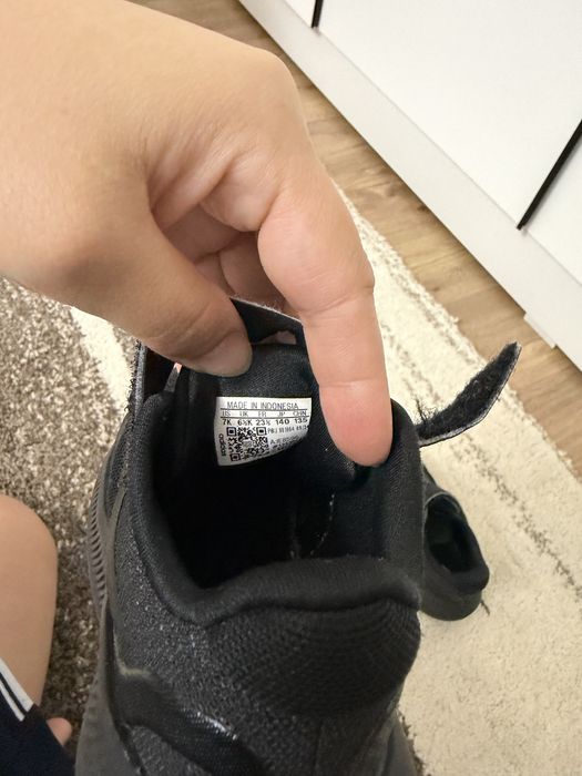 Adidas kids кроссовки