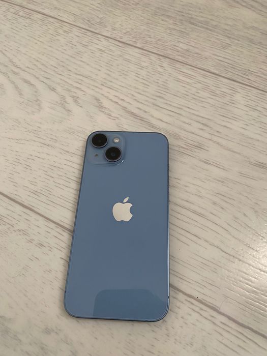 Продам Айфон 14 128 гиг