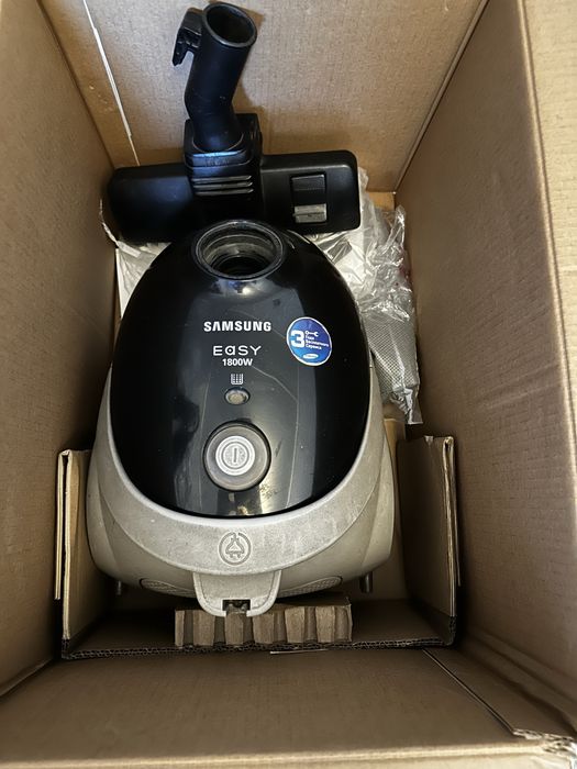 Пылесос без шланга я хорошем состоянии можно на запчасти