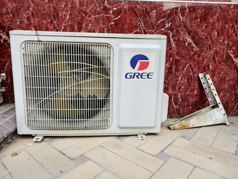 Кондиционер Gree 12 в хорошем состоянии, использовался дома