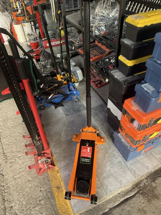 Домкрат подкатной 3т, 2х цилиндровый