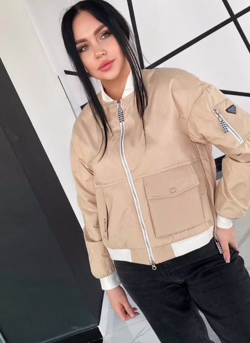 Куртка-бомбер  на весну