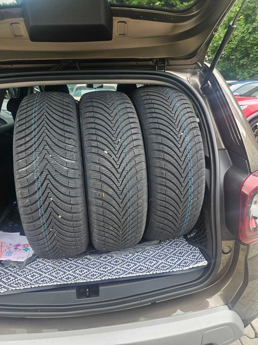 Vanzare 4 Anvelope kumho 215/65/R17  all sezon