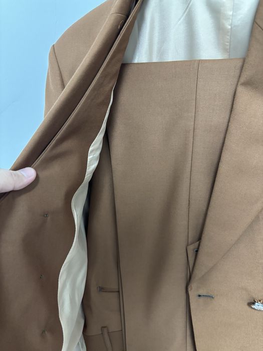 Продаеться костьюм MURATBEY