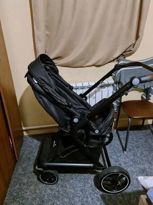 Продам Skillmax детскую коляску