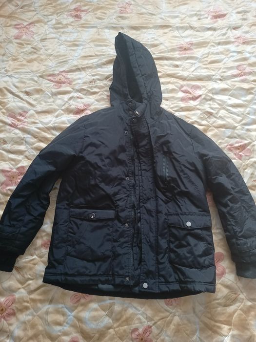 Две детски якета 140 и 146 см.