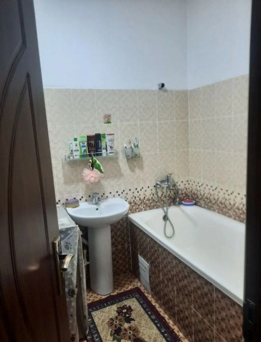 Нурафшон Новостройка 
4 хона
6 этаж
7 этажом дом