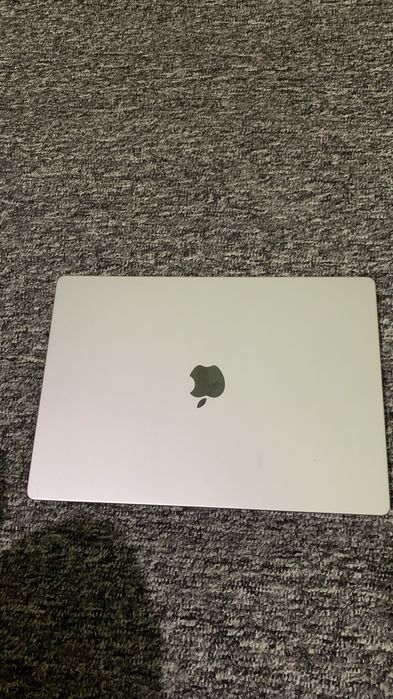 Macbook pro M1 pro.