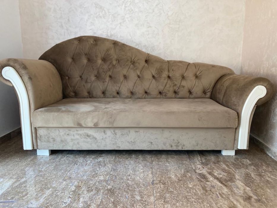 Vand canapea din catifea