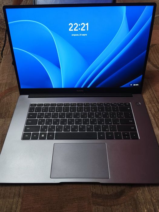 Ноутбук Huawei .