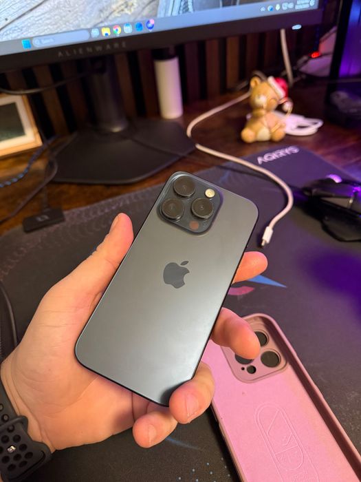 iPhone 15 pro 128 gb