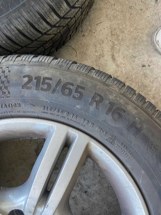Гуми с джанти Субаро 215/65R16