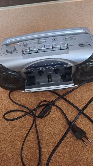 Радиокасетофон"Rising"