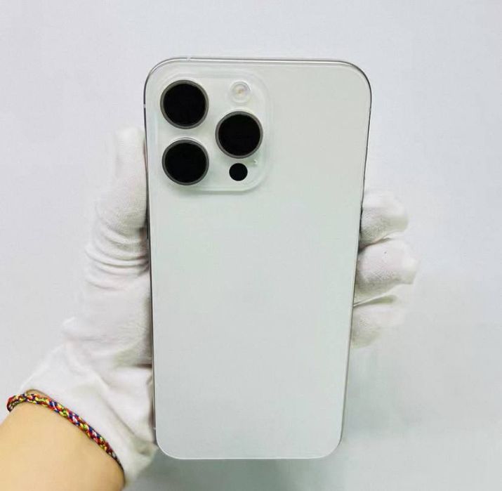 Iphone 15promax wifi versiyasi sotiladi. Kutish mashinalari, o'yinlar