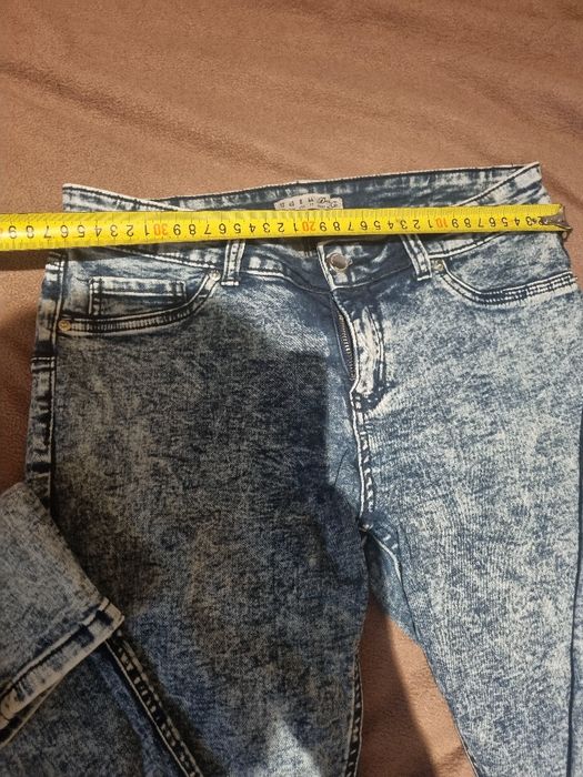 Blugi elastici, marimea M