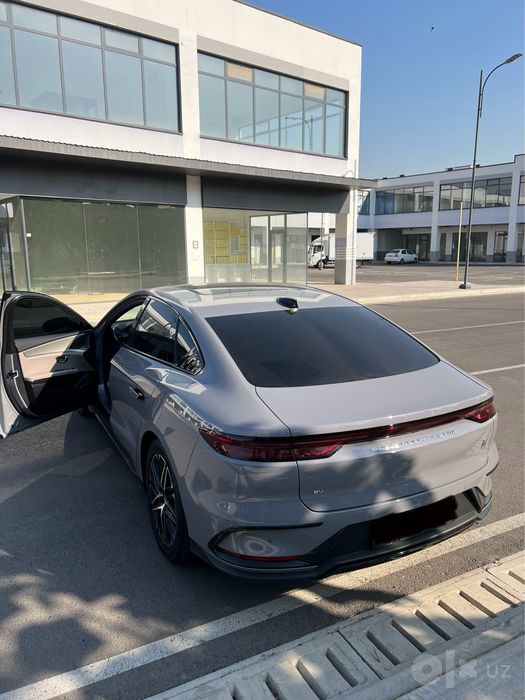 BYD Han  605km full 2025