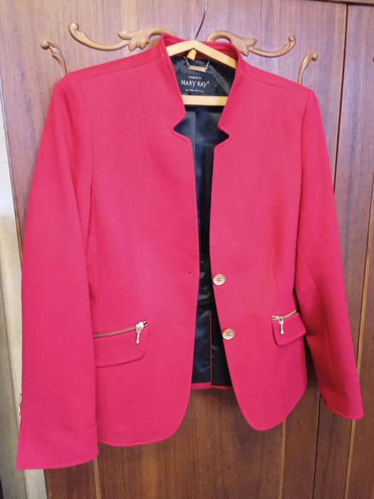 Продам Пиджак женский