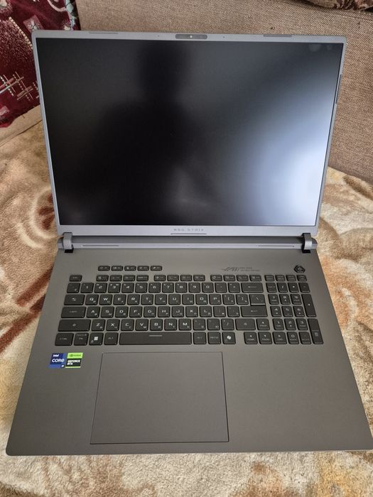 Продам ноутбук Asus rog strix g18