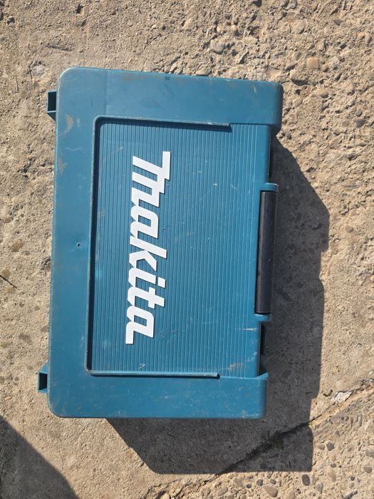 Ciocan rotopercutor Makita HR2641
