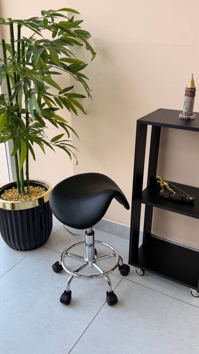 Salon uchun kreslolar