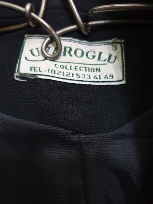 Женские костюмы.