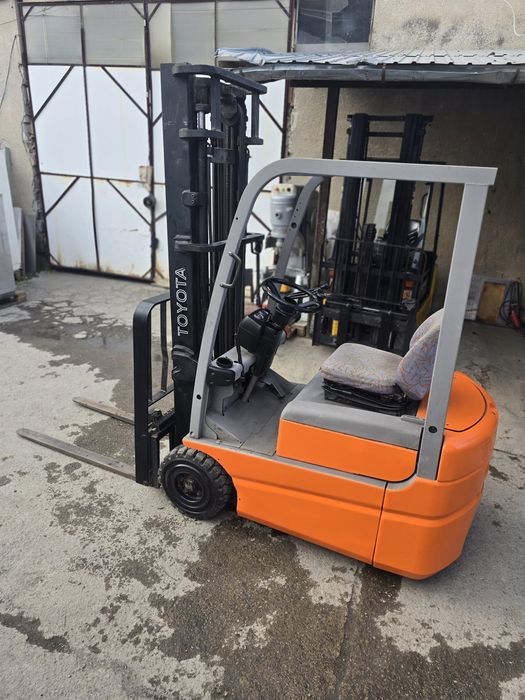 Stivuitor electric Toyota, an 1995,ridică 4,5m,1600kg
