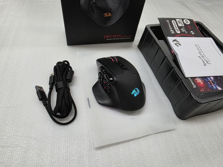 Безжична MMO гейминг мишка Redragon M811 Pro, 26000 DPI, 15 бутона