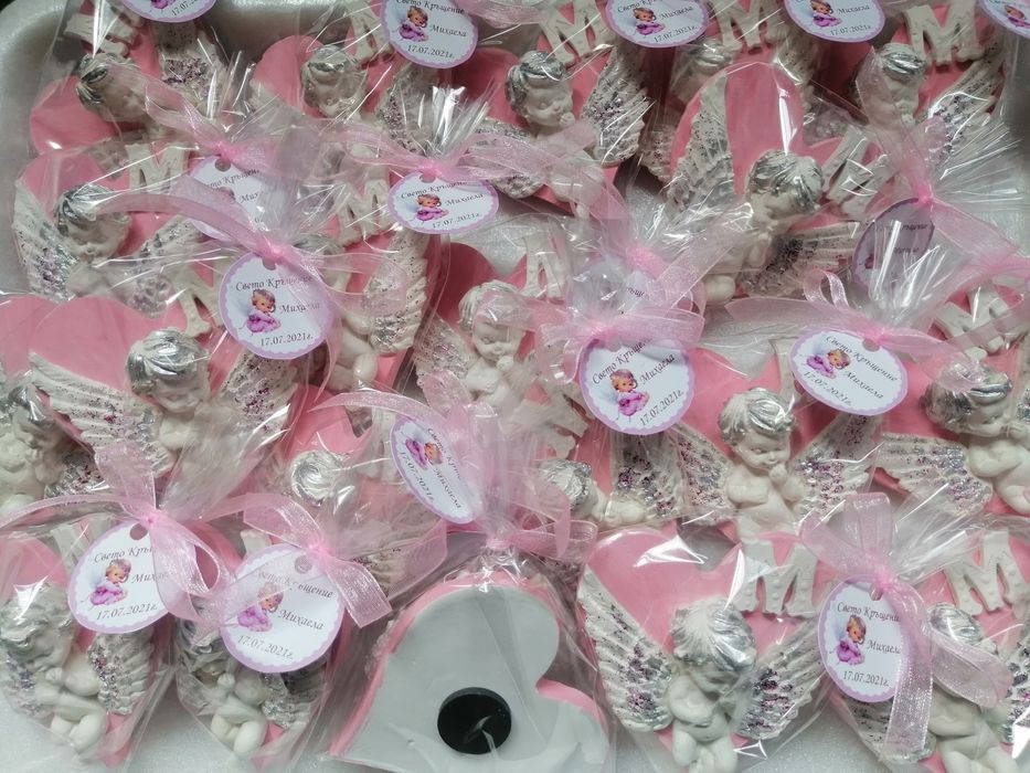 Подаръци за кръщене,рожден ден,погача и всякакъв друг повод.