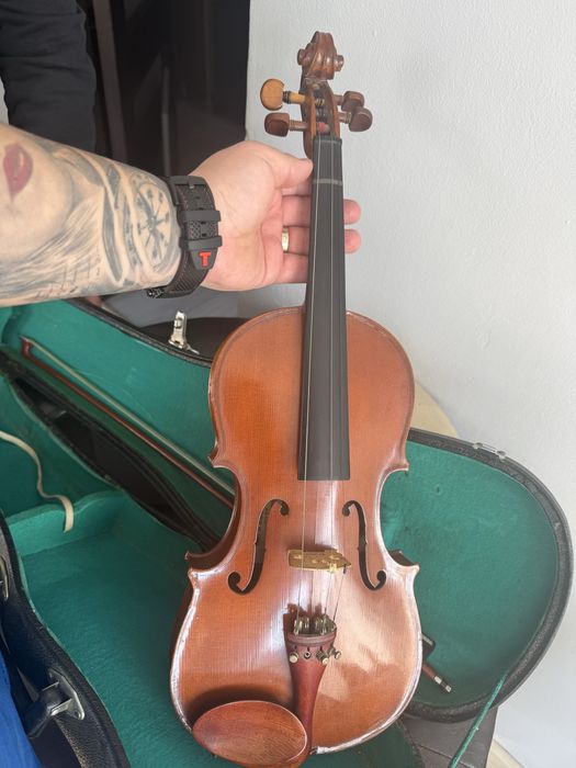 Vioara incepatori sunt aduse din Uk