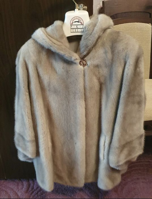 Палто от норка. Гърция