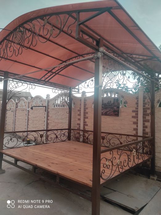 Продам топчан. Уют для вашего двора.