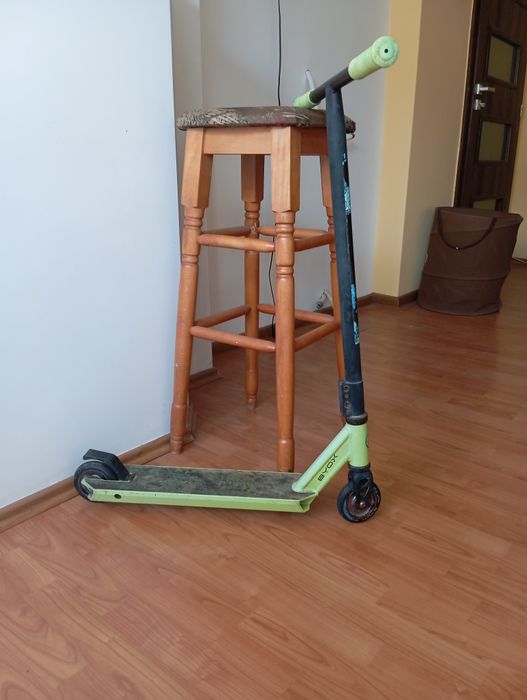 BYOX Скутер Iguana